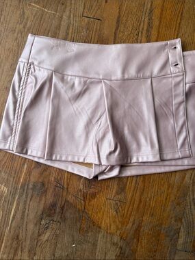 Celebrity Pink Blush Pleated Faux-Leather Skort